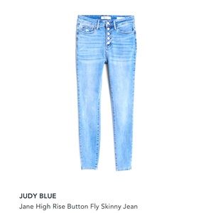 Like new- Judy blue high rise button up skinny